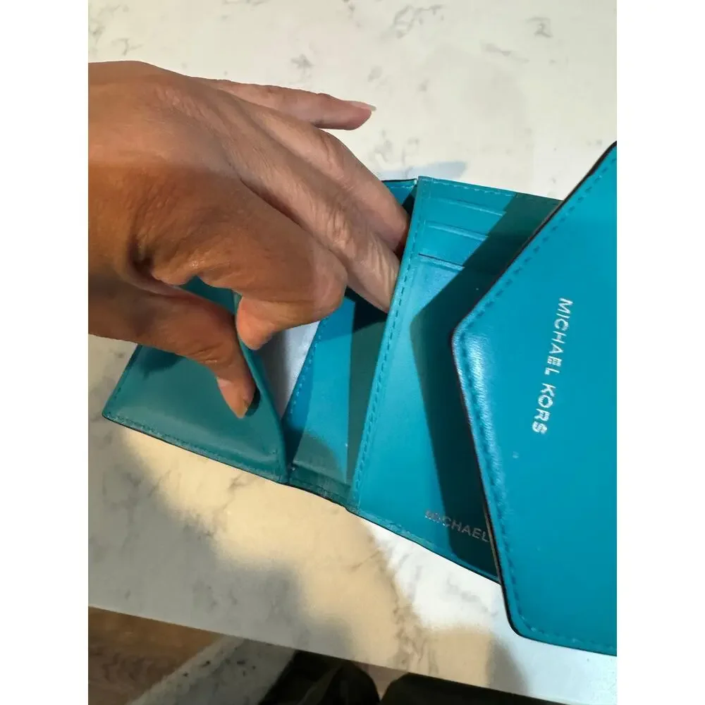 Michael Kors leather small envelope wallet snap closure turquoise 2017 preppy
